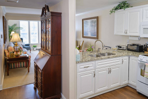 1 Bedroom, 1 Bath Deluxe (Entrance)