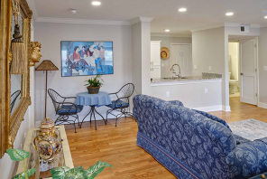 2 Bedroom, 2 Bath Deluxe (Living Room)